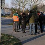 Im Hintergrund der zu erneuernde Kreisel.